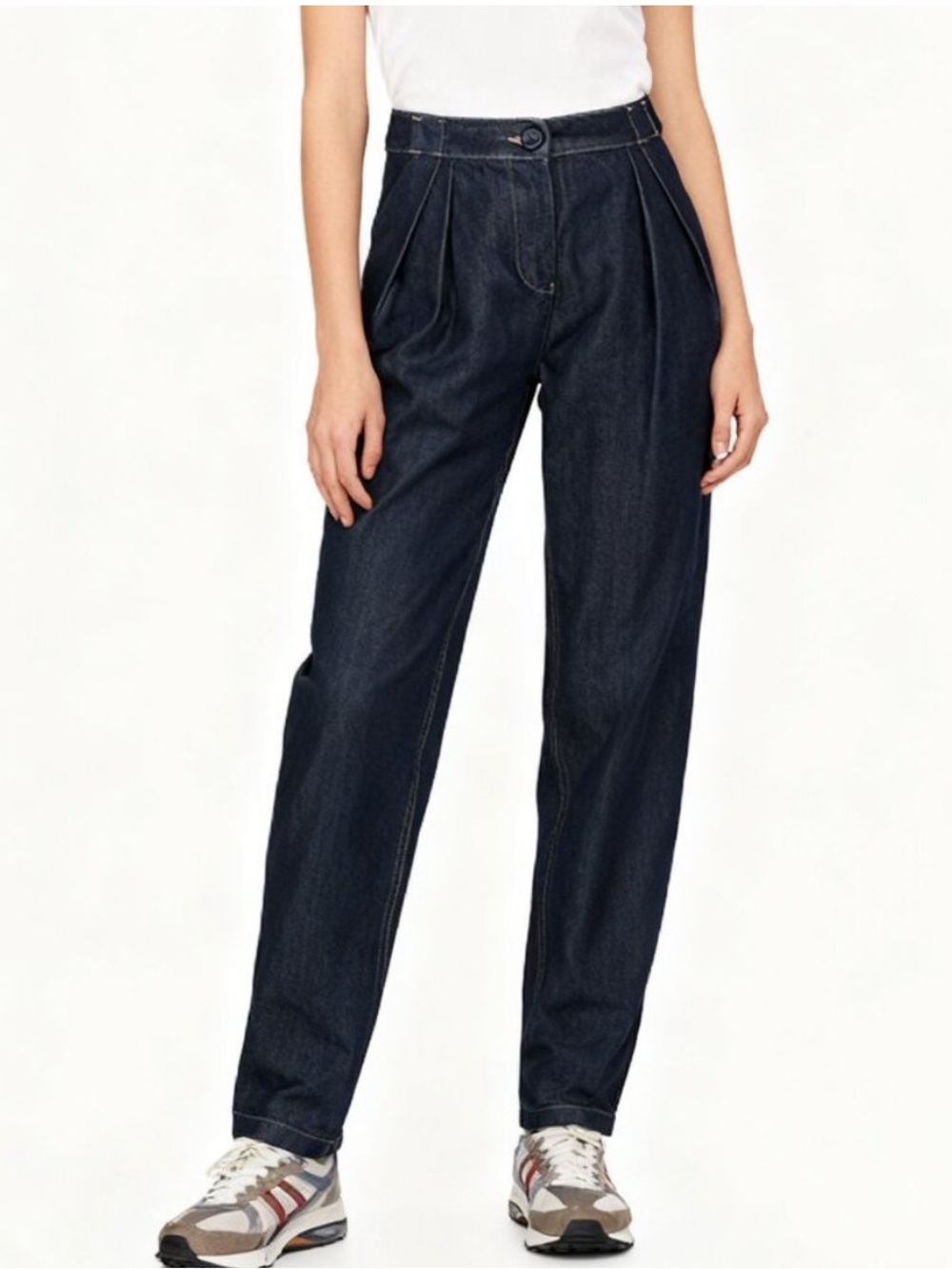Emporio Armani Dark Wash High Waisted Tapered Stretch Pleated Jeans 28 US 6